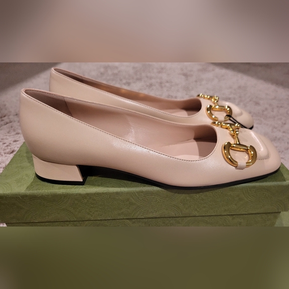 GUCCI HORSEBIT FLATS - Picture 2 of 5